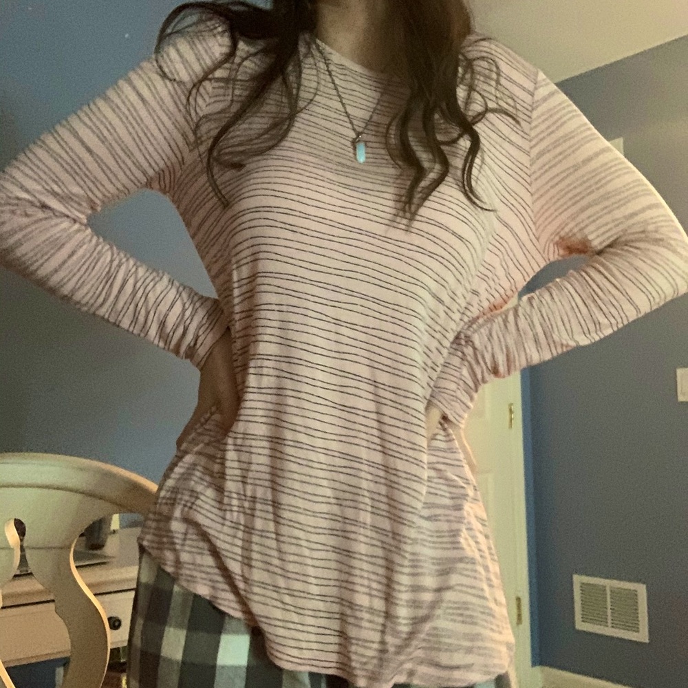 long sleeve stripe designed shirt